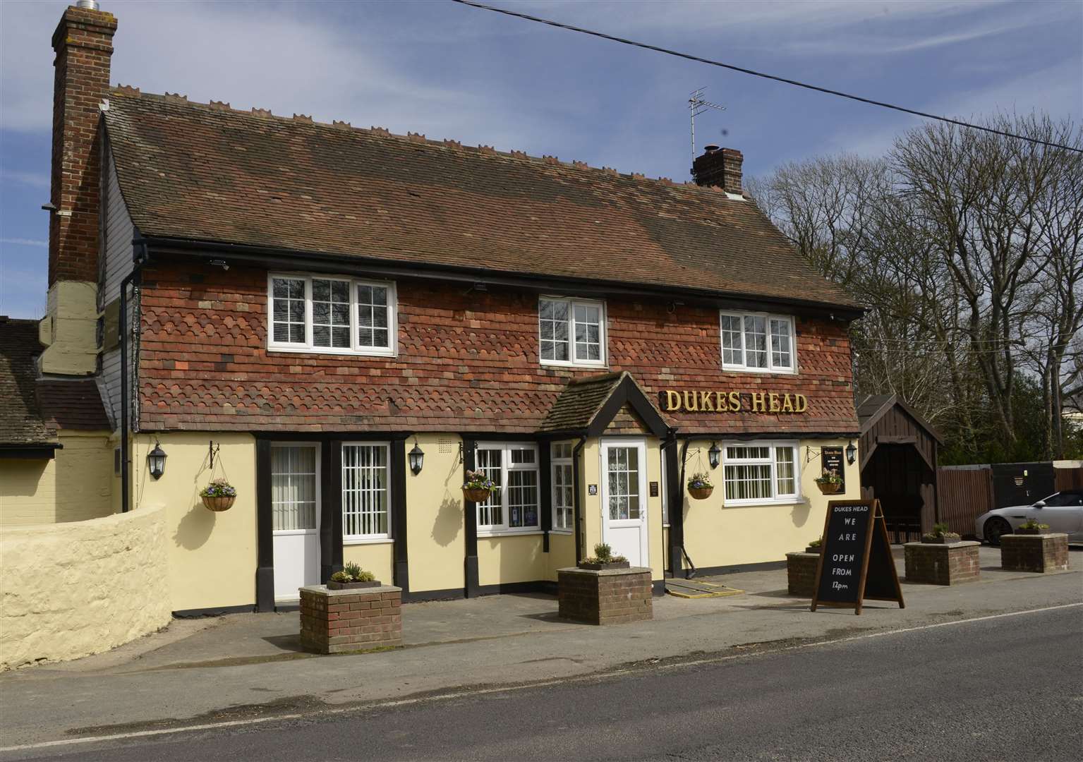 The Dukes Head on the A20 shut in September