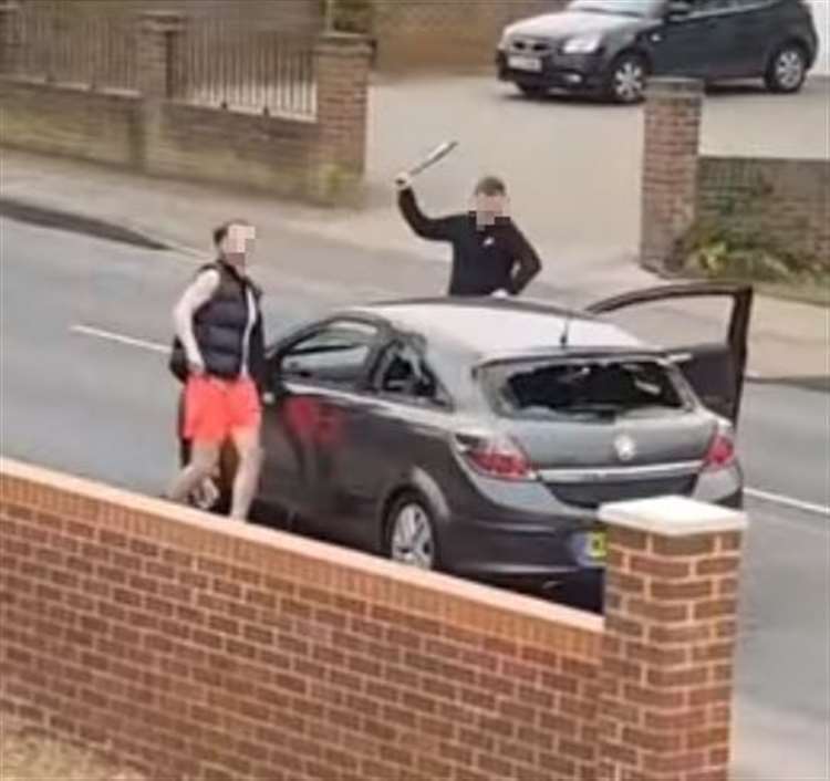 Groups of men were seen attacking cars along Walderslade Road (17324243)