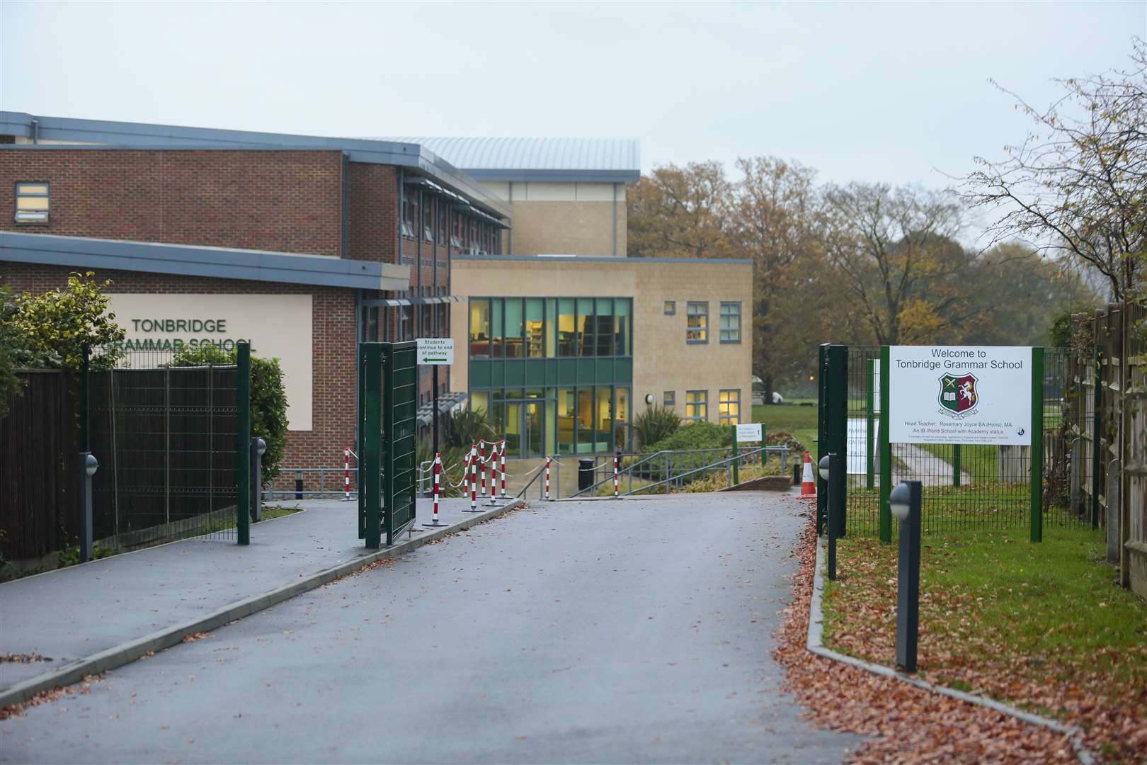 Tonbridge Grammar School in Deakin Leas