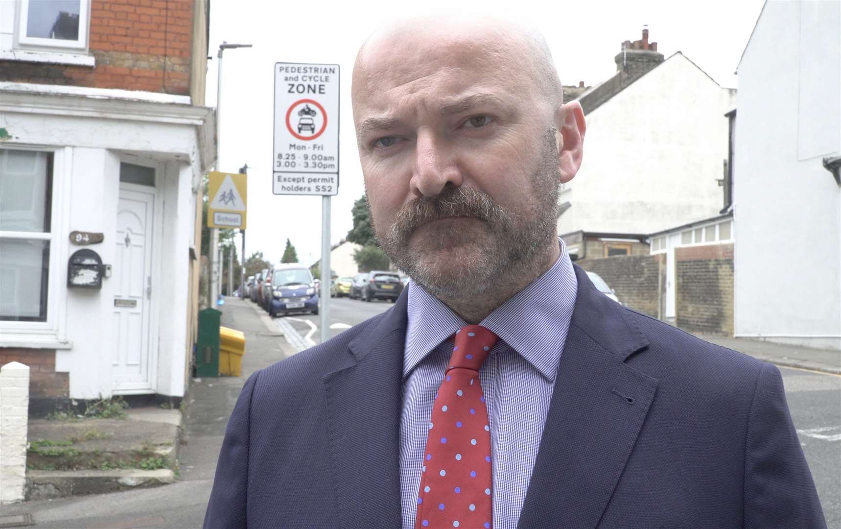 Portfolio holder for community safety, highways and enforcement, Cllr Alex Paterson (Lab) confirmed the School Streets Scheme would be expanding to more streets and schools