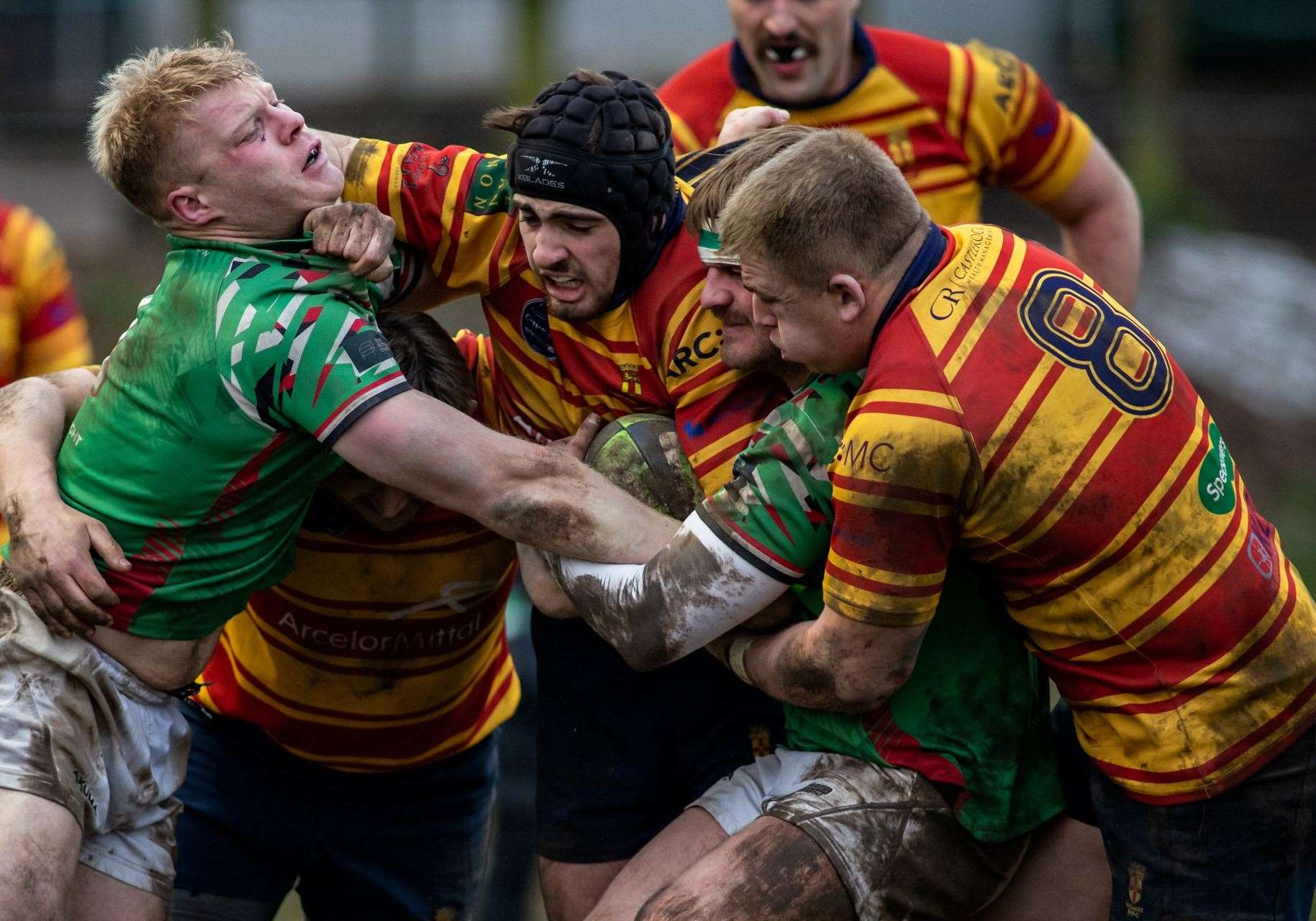 Medway ball carrier Jonah Hyde is supported by No.8 Todd Johnson. Picture: Jake Miles Sports Photography