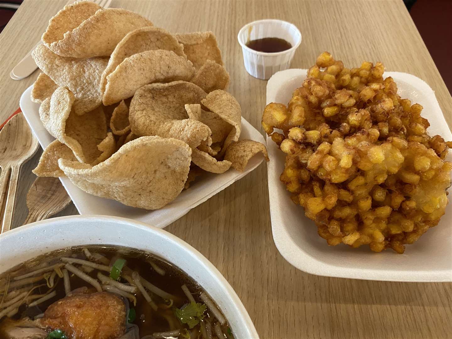 Thai prawn crackers (left) and the deep fried sweetcorn (right) both came with a sweet chilli sauce