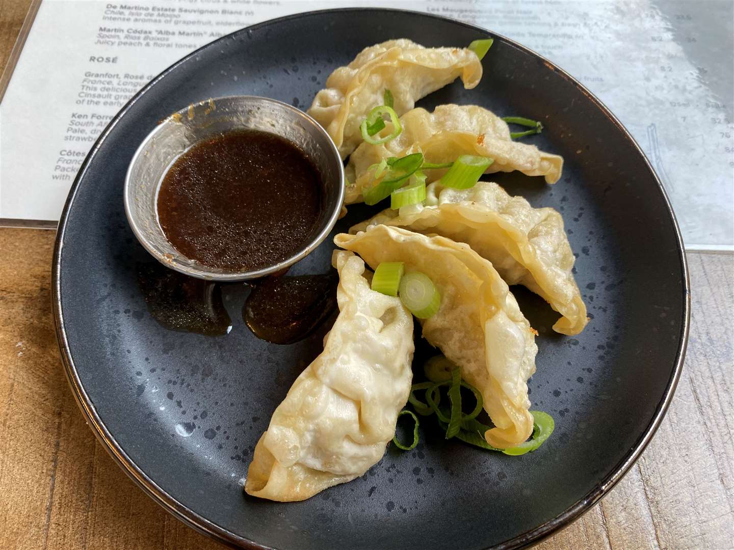 The crispy chicken gyoza came just as promised - crispy on the edges, fluffy in the middle and packed with chicken