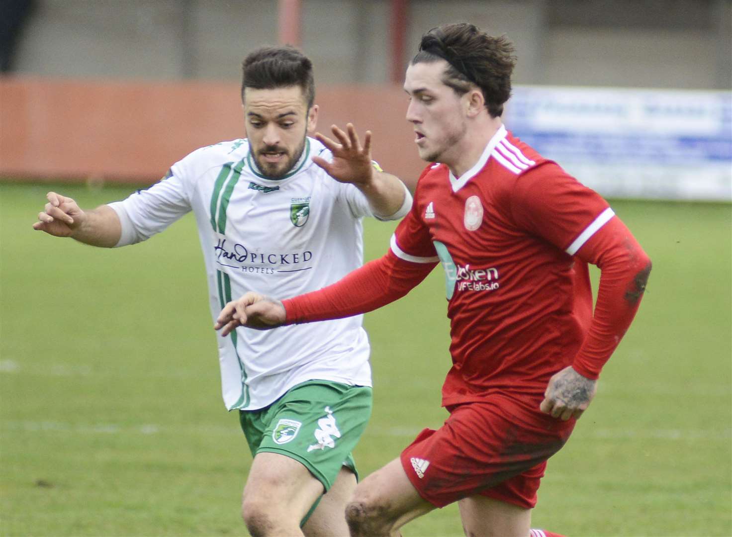 Hythe Town midfielder Darren Oldaker Picture: Paul Amos