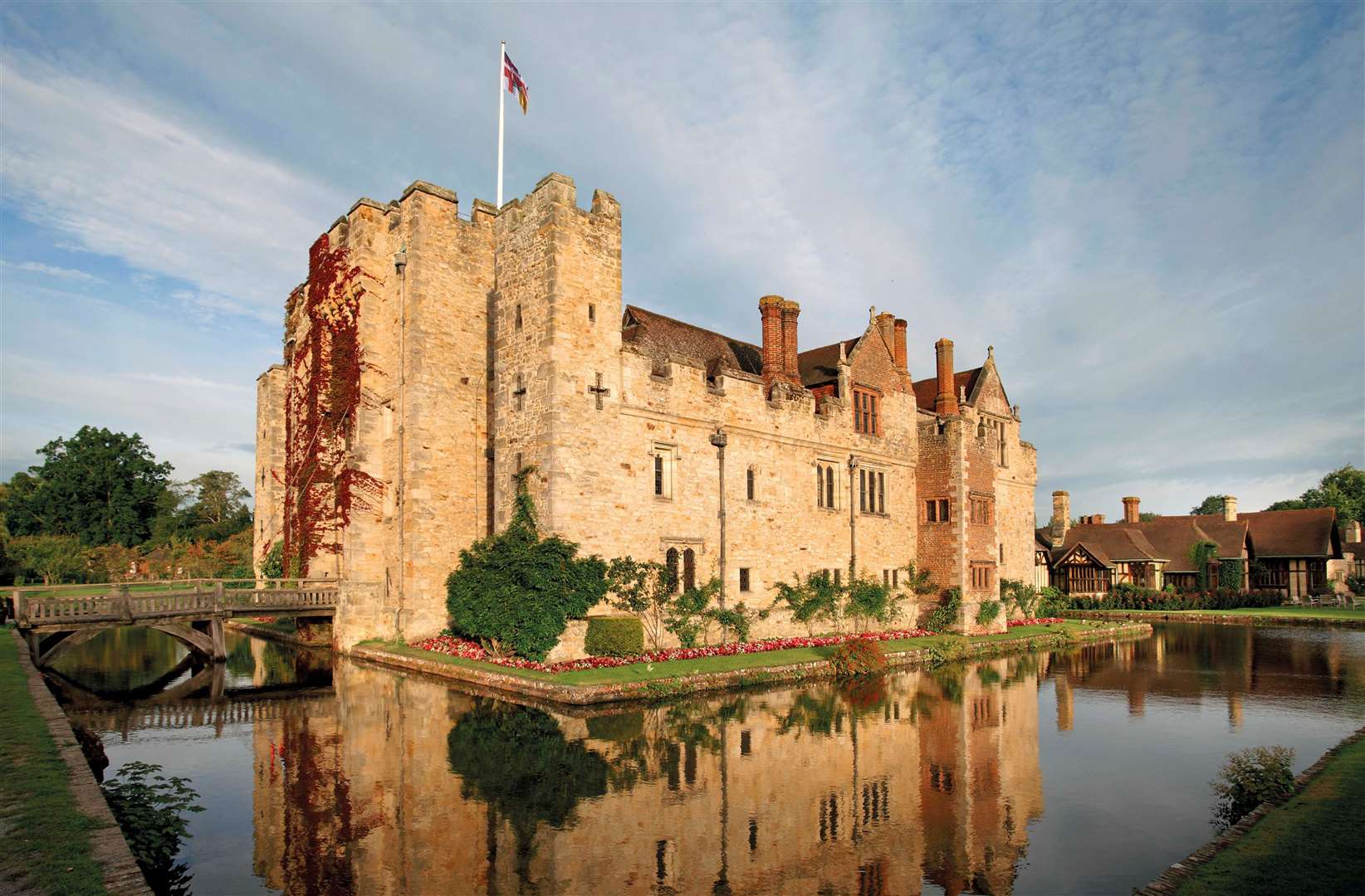 The Castle Race Series will take place at Hever Castle this weekend