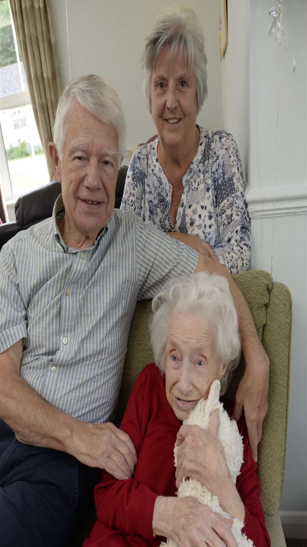 Beryl with son Alan and daughter-in-law Eydna