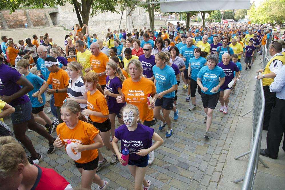 Runners in the Medway Mile