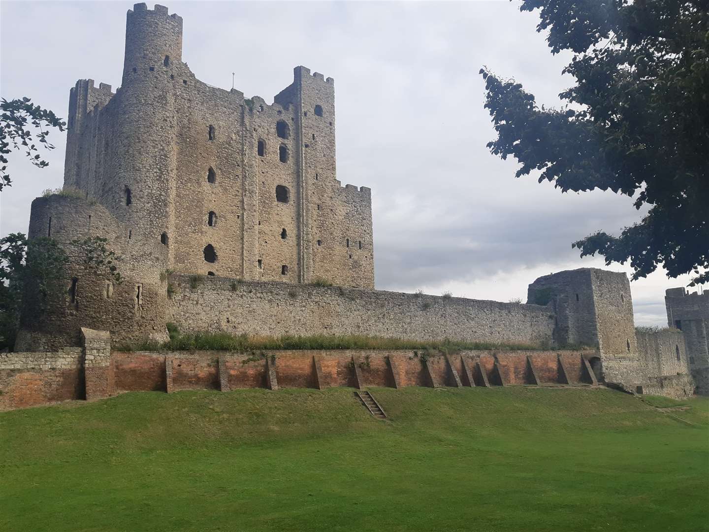 Rochester Castle looks stunning from Boley Hill