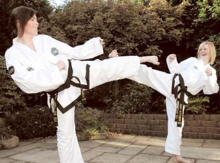 European Taekwondo medallists Rhianne O’Neill (left) and Jenny Hutchison