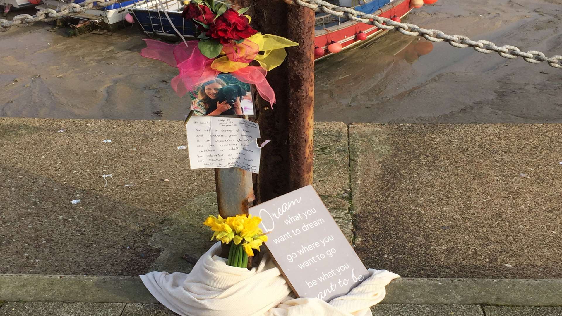 Tributes to Sarah Stringer at Sunny Sands