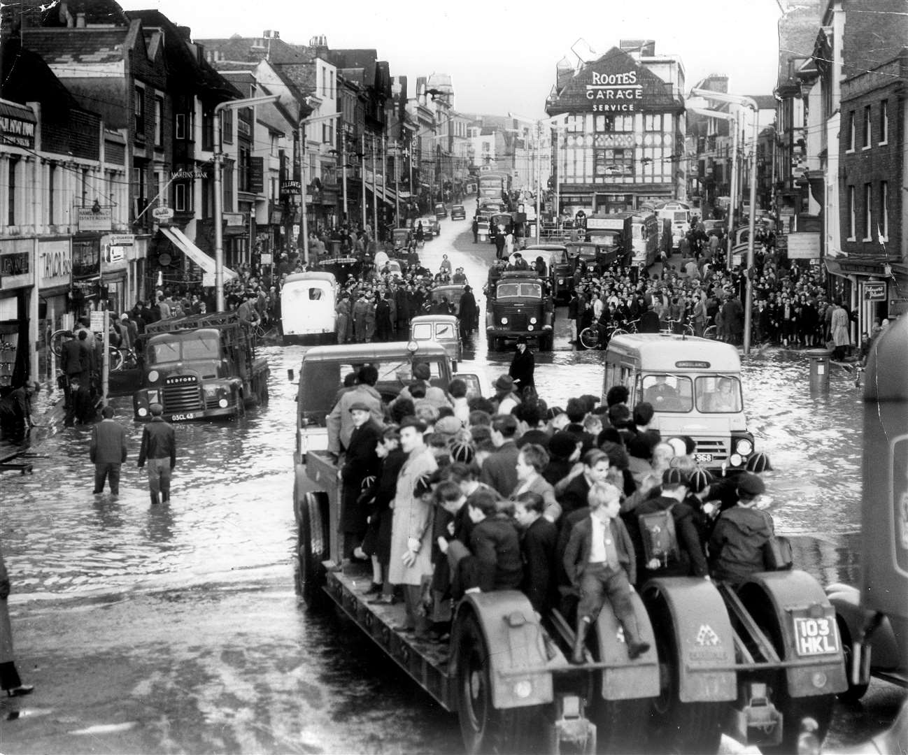 Maidstone High Street in February 1953