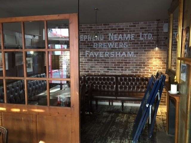 This room, to the left hand side of the original pub, is the latest extension and previously used to be a newspaper office