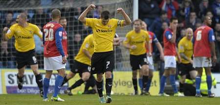 Gillingham v Port Vale