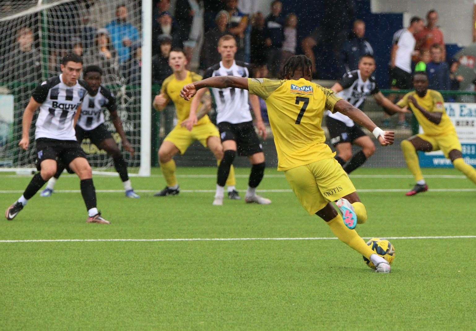 Bay forward Gil Carvalho goes for goal. Picture: James Aylward